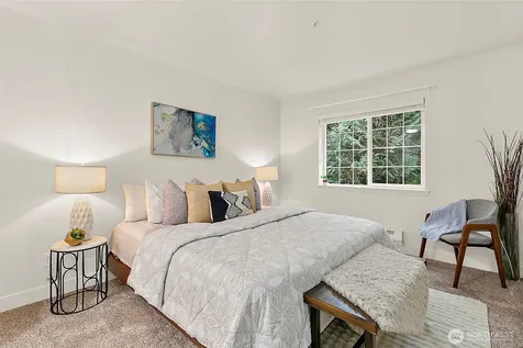18505 SE Newport Way Issaquah WA 98027