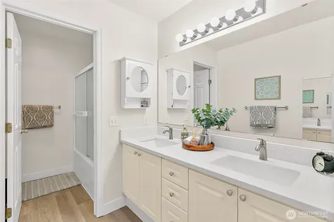 18505 SE Newport Way Issaquah WA 98027