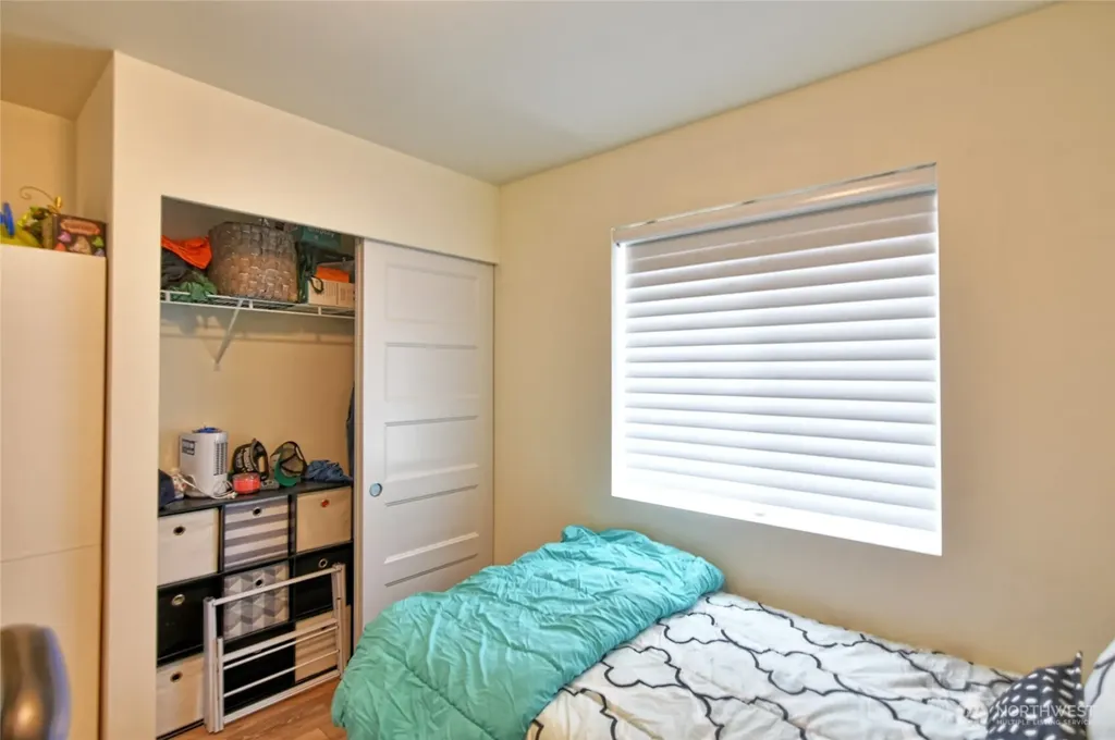 4334 69th Avenue NE Marysville WA 98270