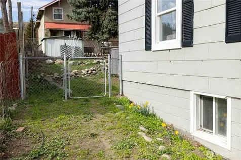 647 3rd Avenue Okanogan WA 98840
