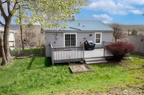 647 3rd Avenue Okanogan WA 98840