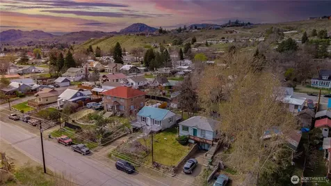 647 3rd Avenue Okanogan WA 98840