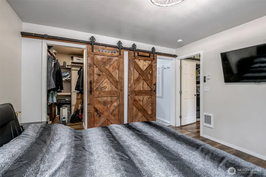 9203 Kootenai Drive Anderson Island WA 98303