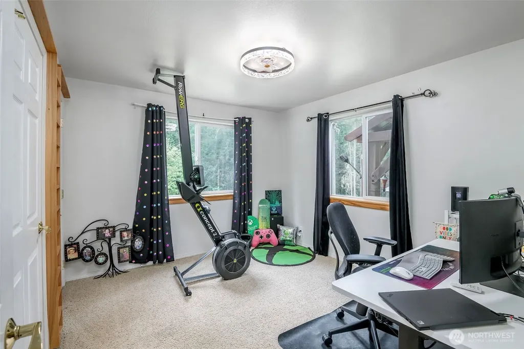 9203 Kootenai Drive Anderson Island WA 98303