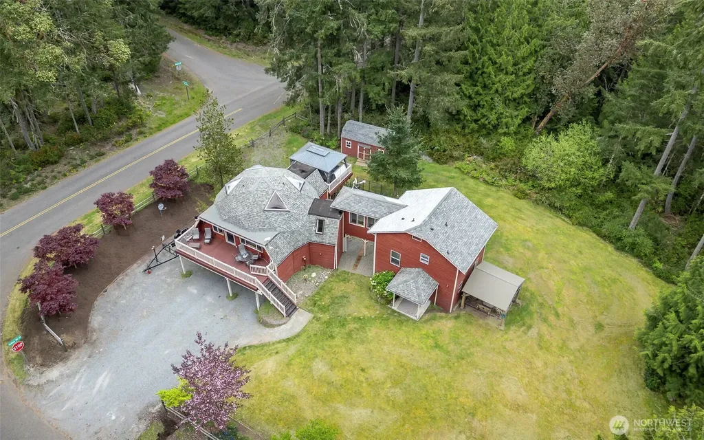 9203 Kootenai Drive Anderson Island WA 98303