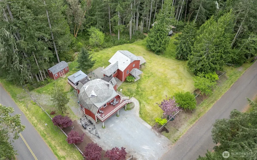 9203 Kootenai Drive Anderson Island WA 98303