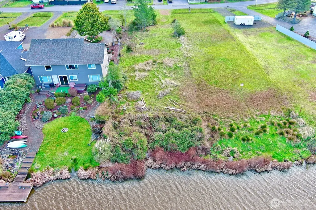 509 E Chance A La Mer NE Ocean Shores WA 98569