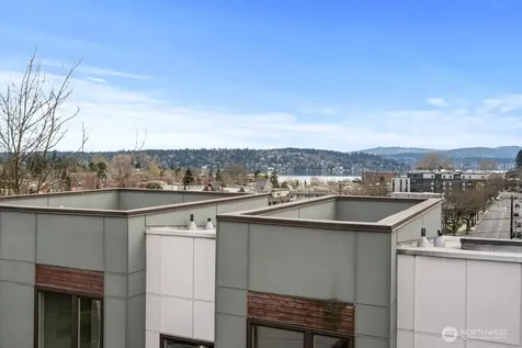 9266 50th Avenue S Seattle WA 98118