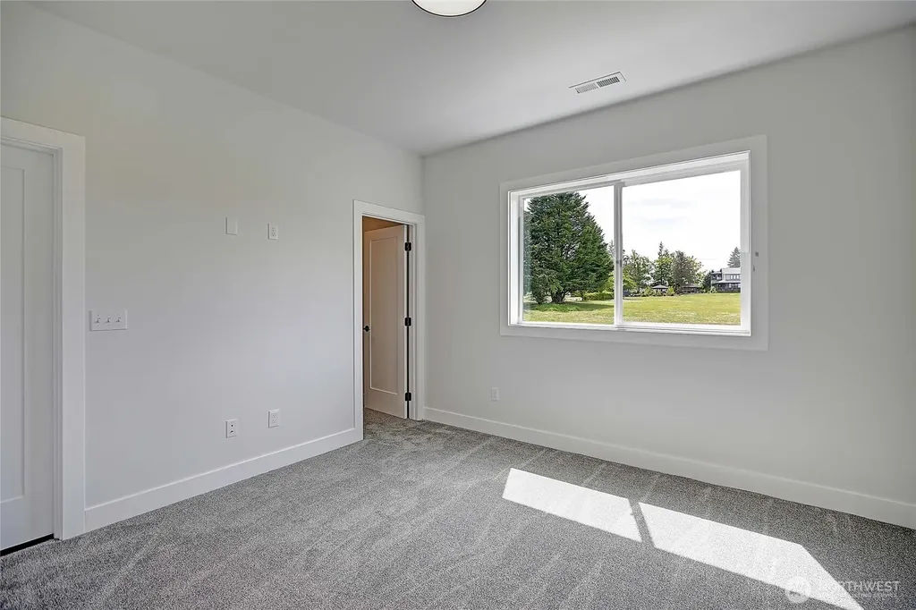 1458 Larkspur Lane Camano Island WA 98282