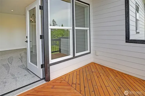 1458 Larkspur Lane Camano Island WA 98282