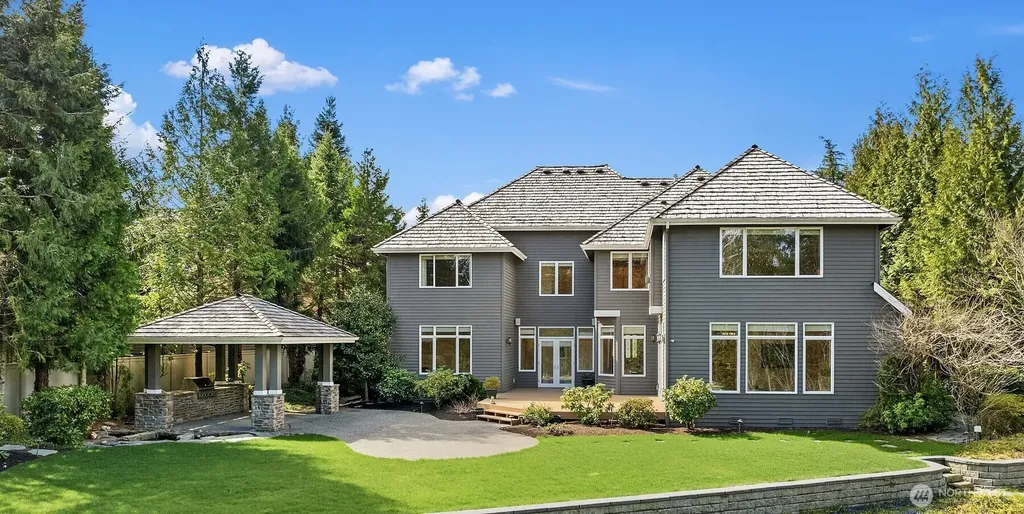 2330 279th Drive SE Sammamish WA 98075
