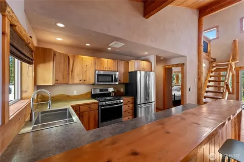 23 Whitebark Lane Winthrop WA 98862