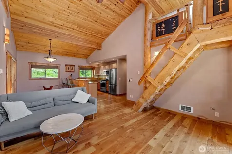 23 Whitebark Lane Winthrop WA 98862