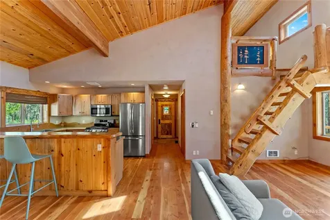 23 Whitebark Lane Winthrop WA 98862