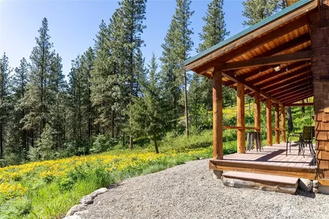 23 Whitebark Lane Winthrop WA 98862