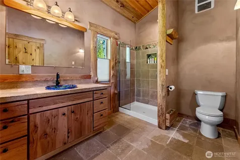 23 Whitebark Lane Winthrop WA 98862