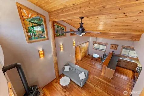 23 Whitebark Lane Winthrop WA 98862