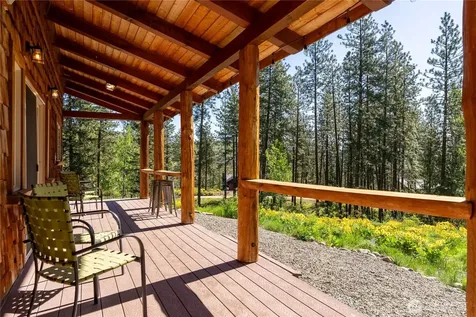 23 Whitebark Lane Winthrop WA 98862