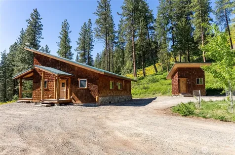 23 Whitebark Lane Winthrop WA 98862