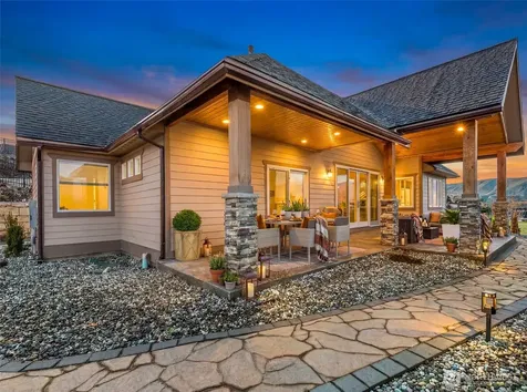 1330 N Arbor Terrace East Wenatchee WA 98802