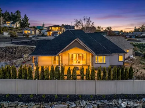 1330 N Arbor Terrace East Wenatchee WA 98802