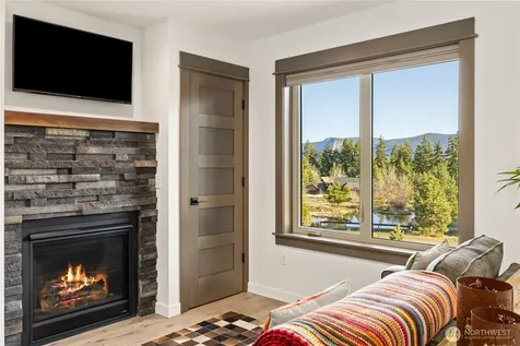 10 Wildflower Loop Cle Elum WA 98922