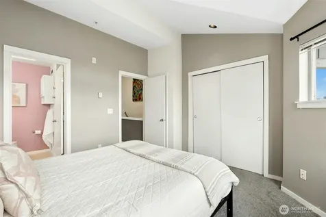 11560 Stone Avenue N Seattle WA 98133