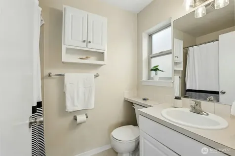 11560 Stone Avenue N Seattle WA 98133