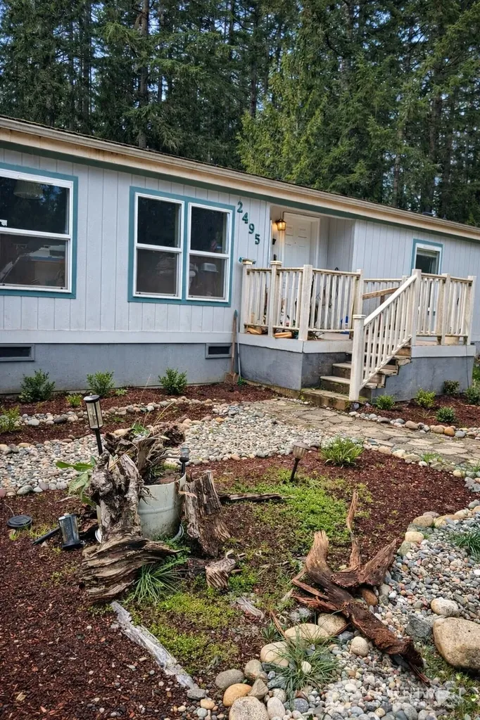 2495 Christopher Road NW Seabeck WA 98380