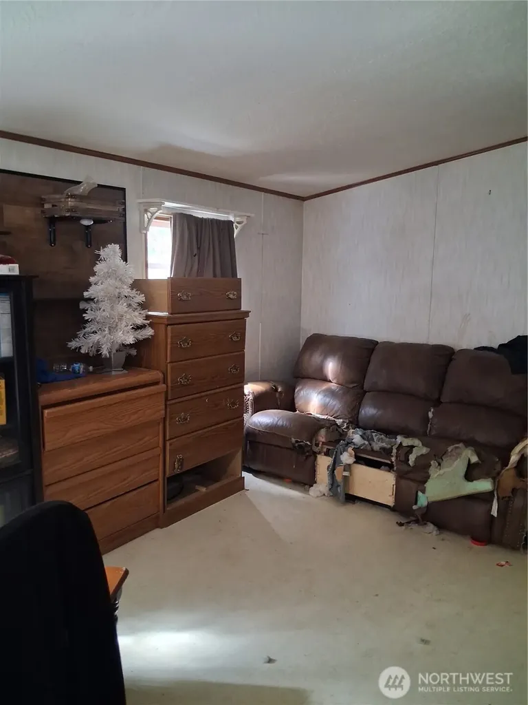 2495 Christopher Road NW Seabeck WA 98380