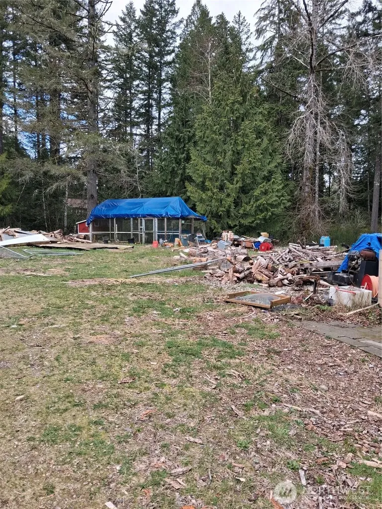 2495 Christopher Road NW Seabeck WA 98380