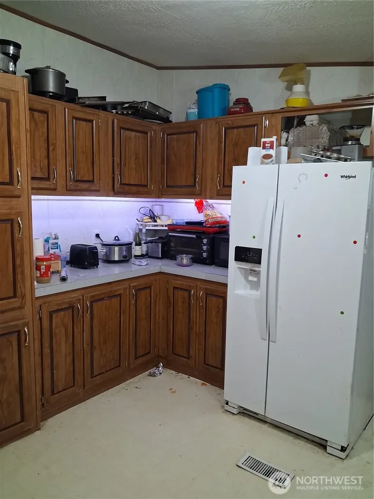 2495 Christopher Road NW Seabeck WA 98380