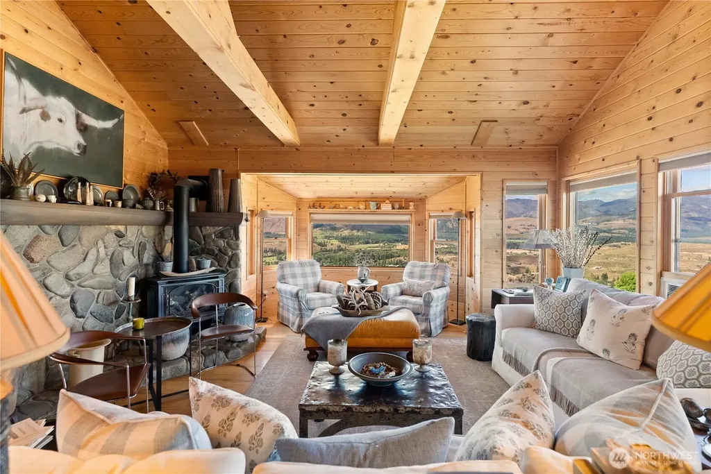 8 Deer Trails Way Winthrop WA 98862
