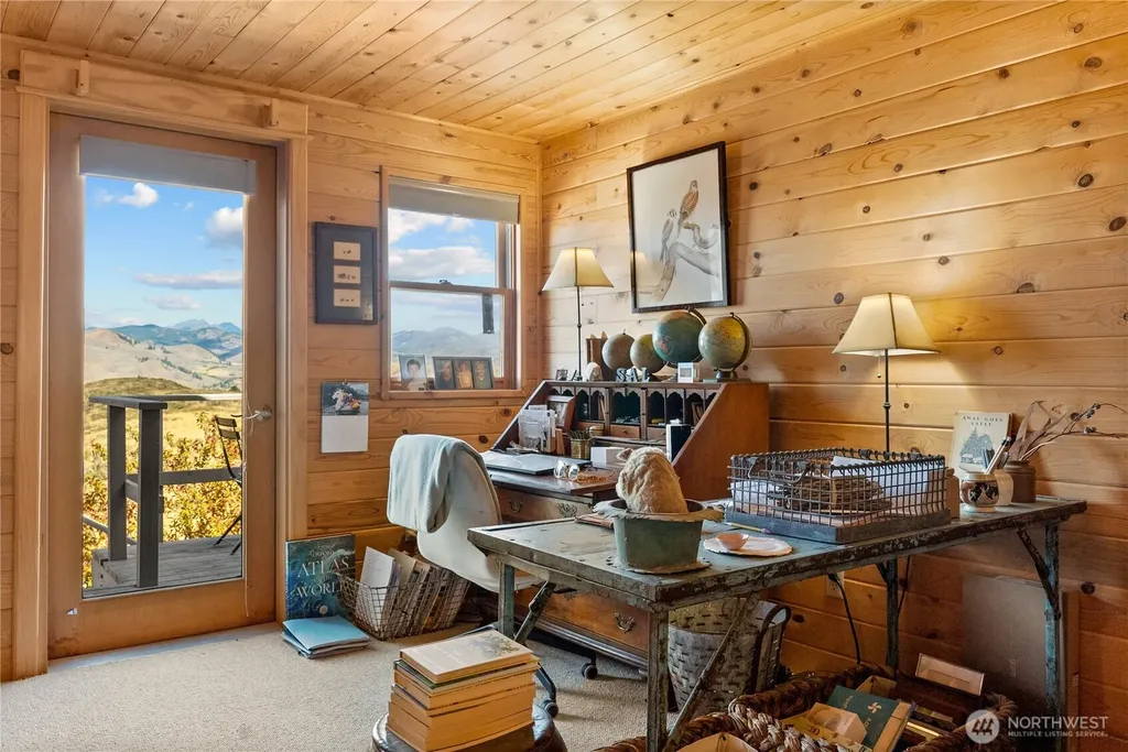 8 Deer Trails Way Winthrop WA 98862