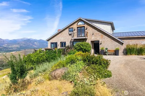 8 Deer Trails Way Winthrop WA 98862