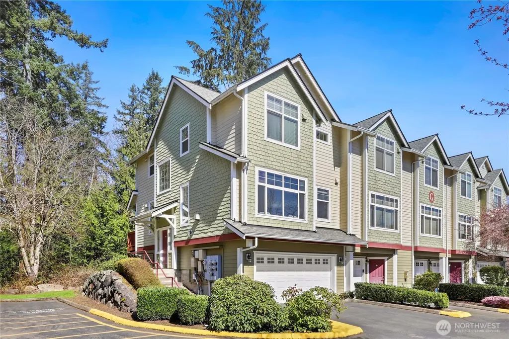 13000 Admiralty Way Everett WA 98204