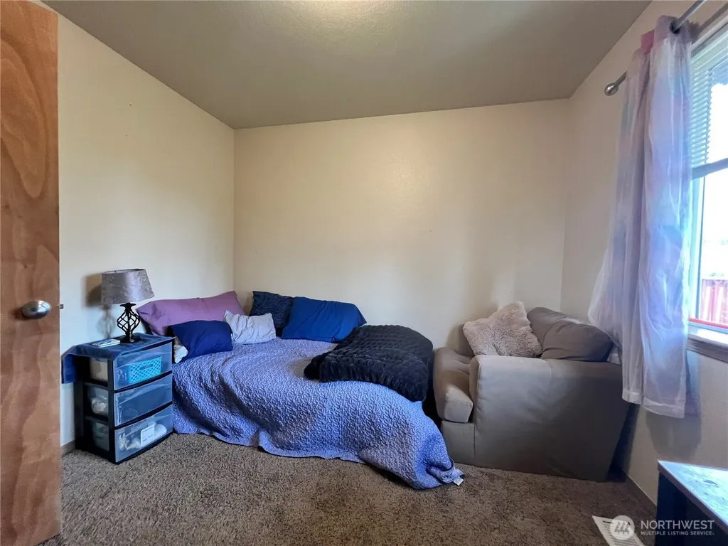 16008 89th Avenue E Puyallup WA 98375