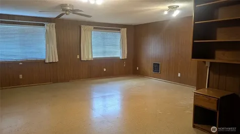 7361 S Wilkeson Street Tacoma WA 98408