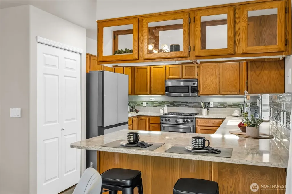 10518 157th Avenue NE Redmond WA 98052