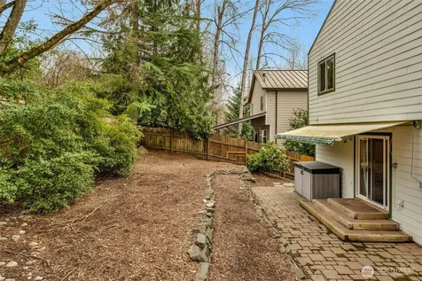 10518 157th Avenue NE Redmond WA 98052