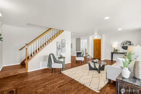10518 157th Avenue NE Redmond WA 98052