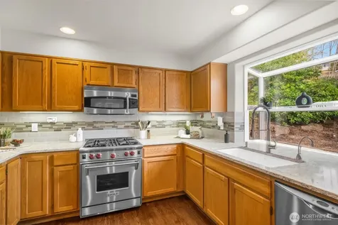 10518 157th Avenue NE Redmond WA 98052