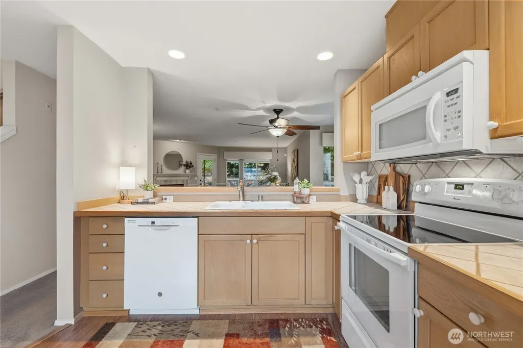 1600 121st Street SE Everett WA 98208