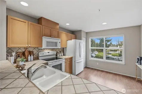 1600 121st Street SE Everett WA 98208
