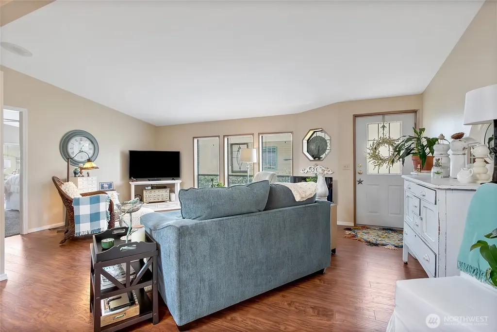 836 Harman Way S Orting WA 98360
