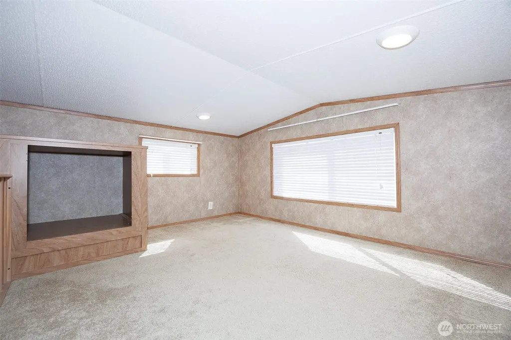 4751 Birch Bay Lynden Road Blaine WA 98230
