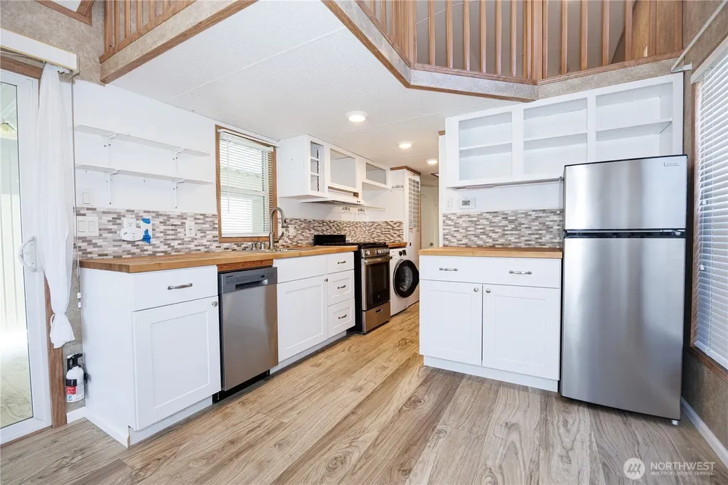 4751 Birch Bay Lynden Road Blaine WA 98230