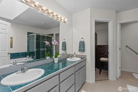 2414 Kennewick Place NE Renton WA 98056