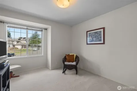 2414 Kennewick Place NE Renton WA 98056