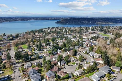 2414 Kennewick Place NE Renton WA 98056